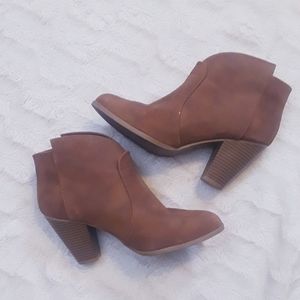 Womens ankle boots